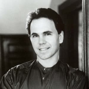 Arthur Golden's profile picture