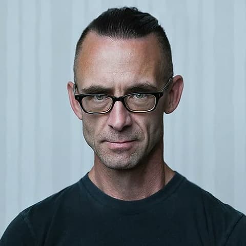 Chuck Palahniuk