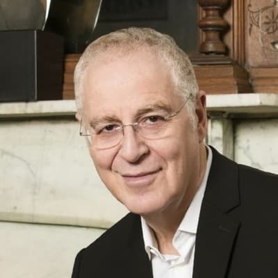 Ron Chernow's profile picture