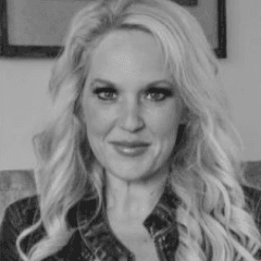 Abbi Glines's profile picture