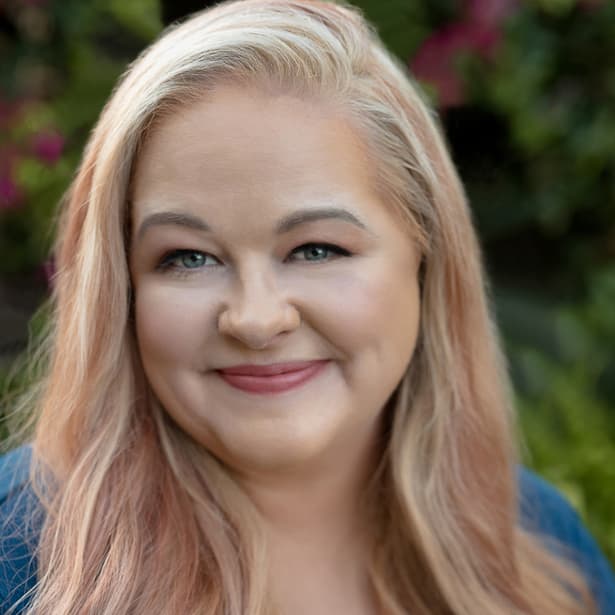Kate Quinn's profile picture