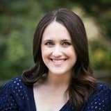 Becky Albertalli's profile picture