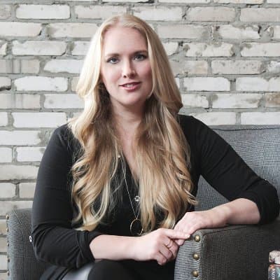 Elise Kova's profile picture