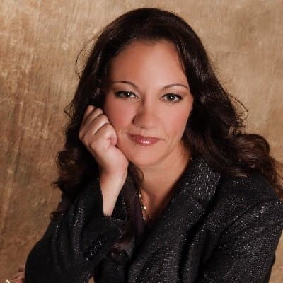 Emma Chase's profile picture