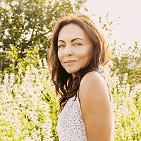 Renée Carlino's profile picture