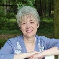 Mary Doria Russell's profile picture