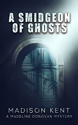 A Smidgeon of Ghosts book cover